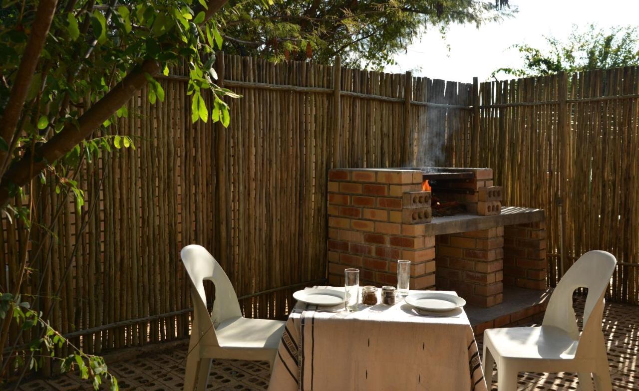 Chobe River Cottages Kasane Extérieur photo